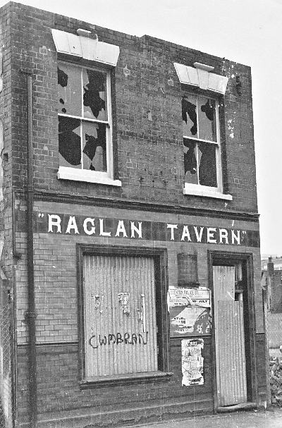 Raglan Tavern